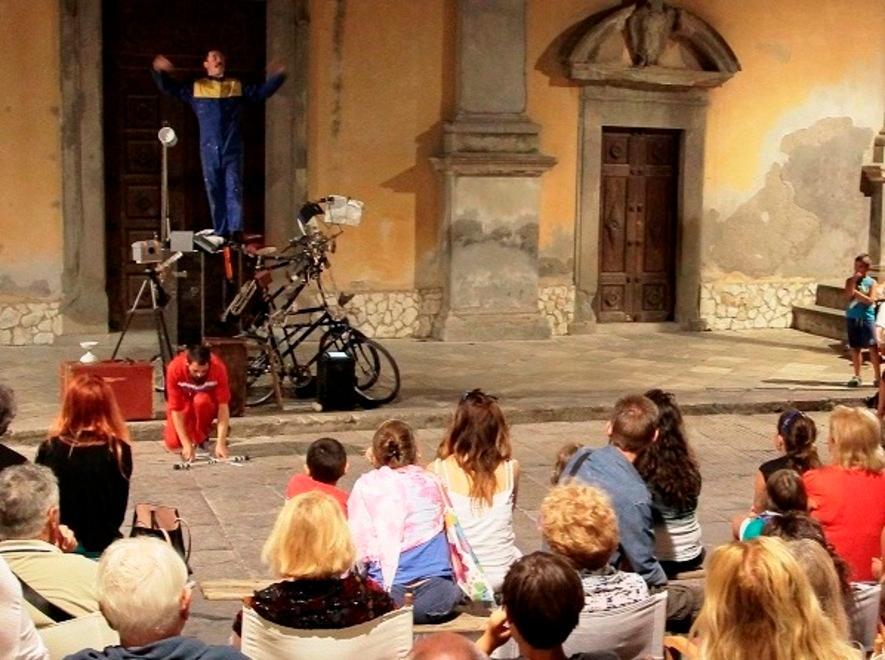 Il successo di ElbaBook grazie all’impegno ferrarese