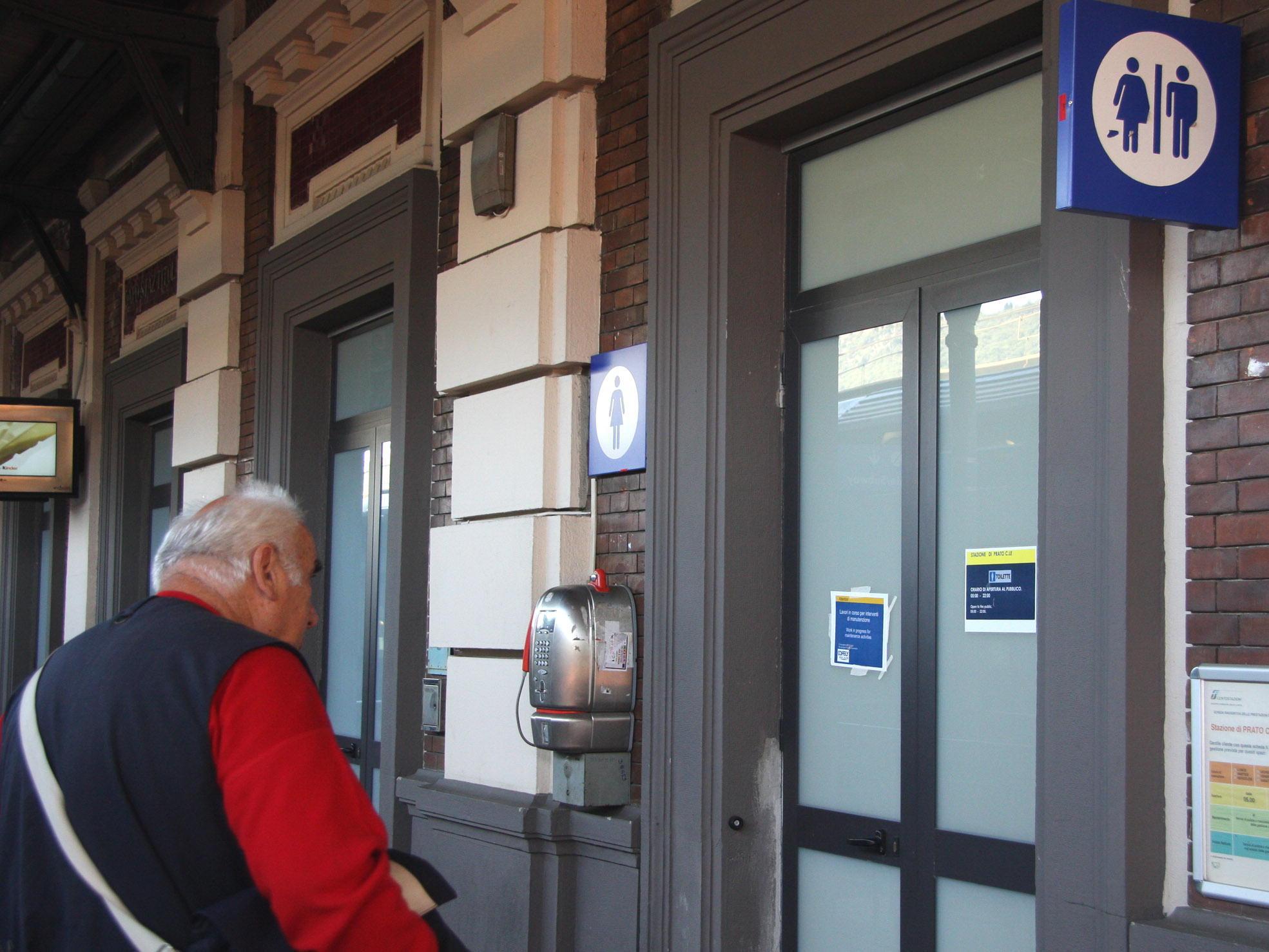 I bagni pubblici della stazione centrale di Prato