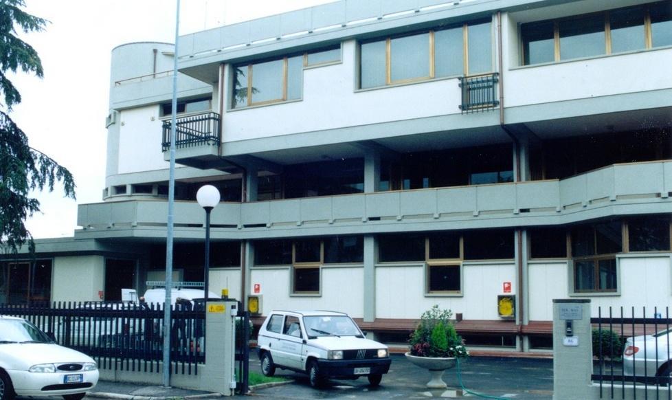 Tenta di rubare in un ufficio comunale, il vicesindaco lo blocca 