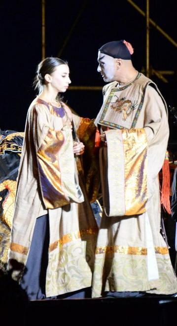 Setsuko, da 10 anni dal Giappone per sfoggiare un nuovo kimono 
