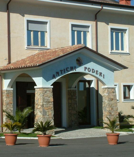 Oggi teatro nella cantina di Jerzu 