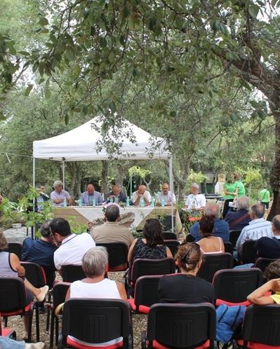 Giornata del tappo tra convegni e degustazioni di vini
