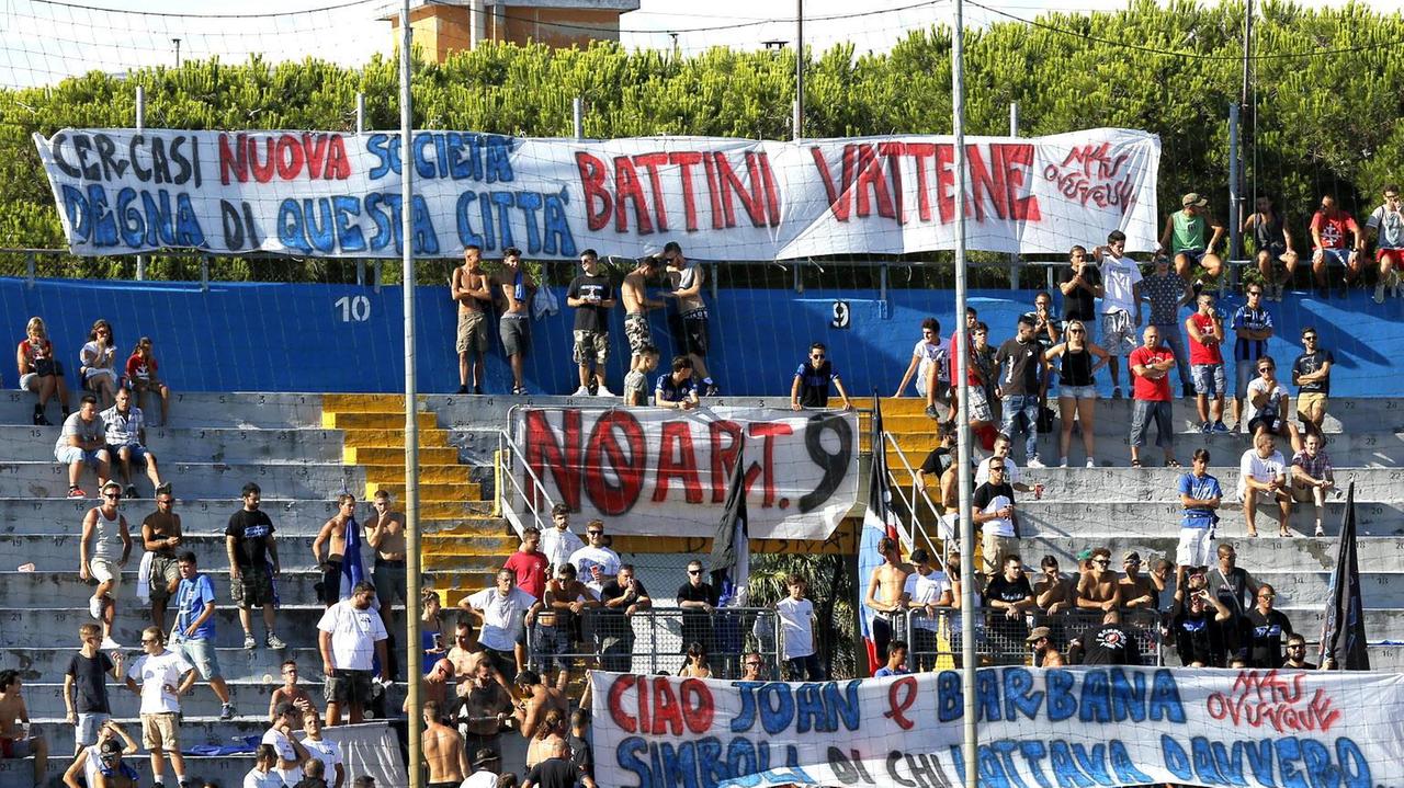 Striscioni in curva Nord