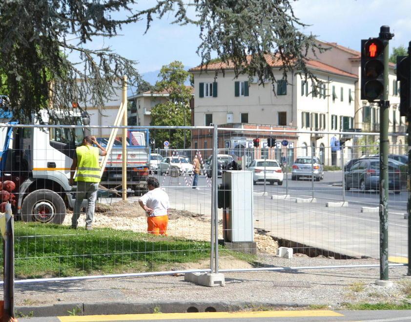 Rotonda a porta Elisa attiva da giovedì notte 