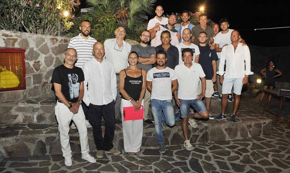 Stasera il “campione della spiaggia”