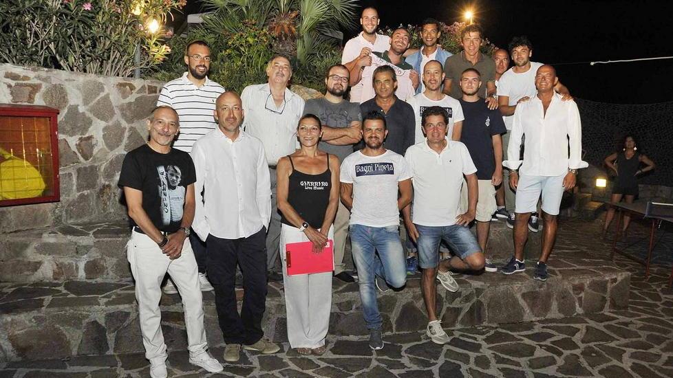 Stasera il “campione della spiaggia”