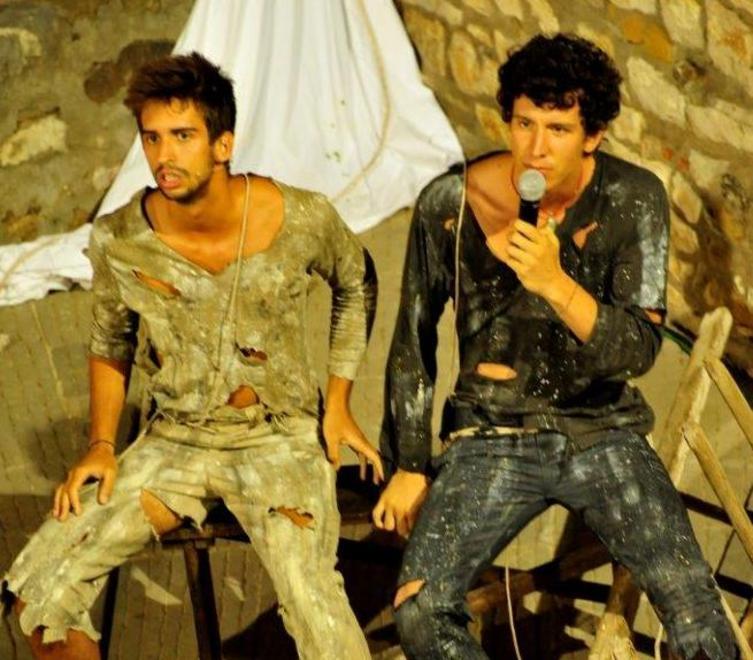 I Naufraghi inversi recitano la Commedia
