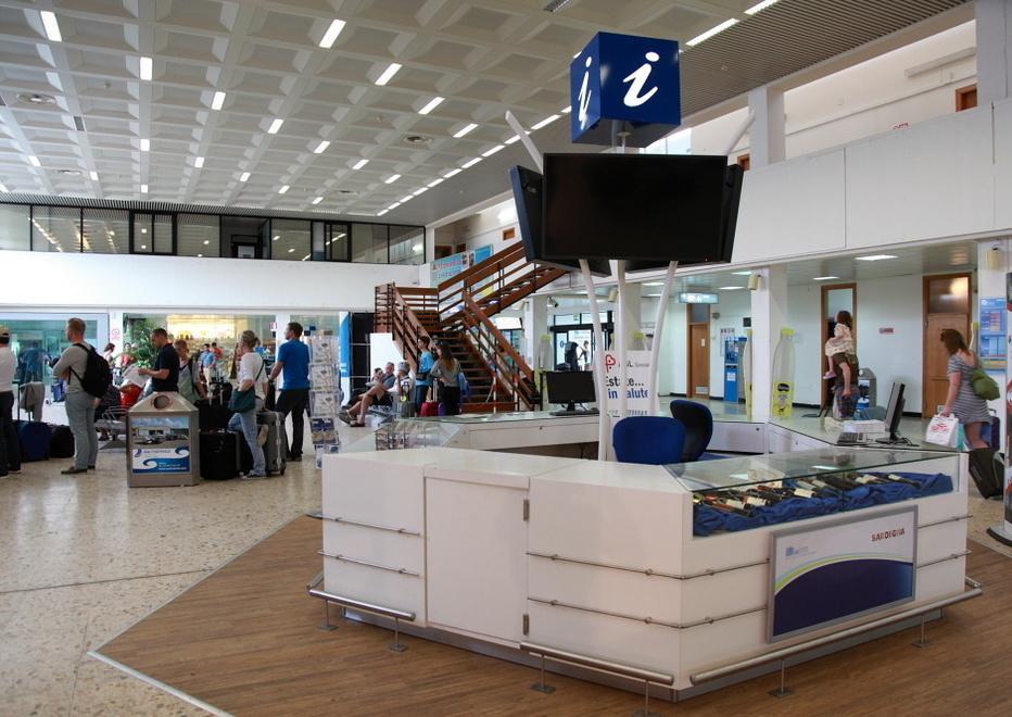 Aeroporto ancora in crescita, si sfiora il milione di transiti