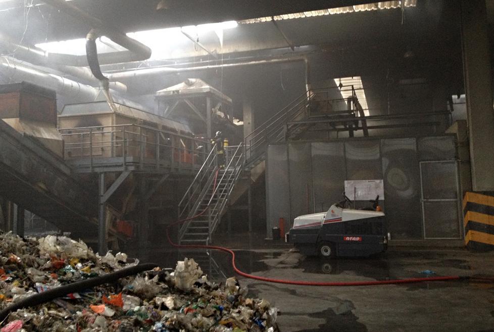 Ritiro dei rifiuti, dubbi dopo il fuoco a Masangionis