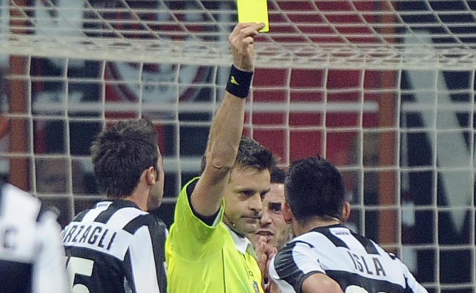 Cinque cartellini gialli per essere squalificati