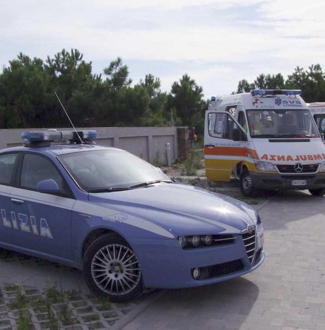 Ruba una borsa al Calambrone: arrestato livornese di 22 anni 