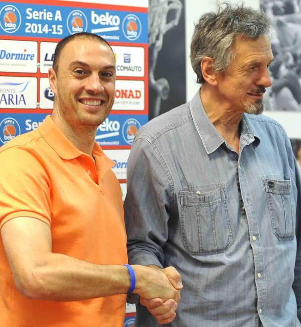 Esposito sponsorizza il play Moore 