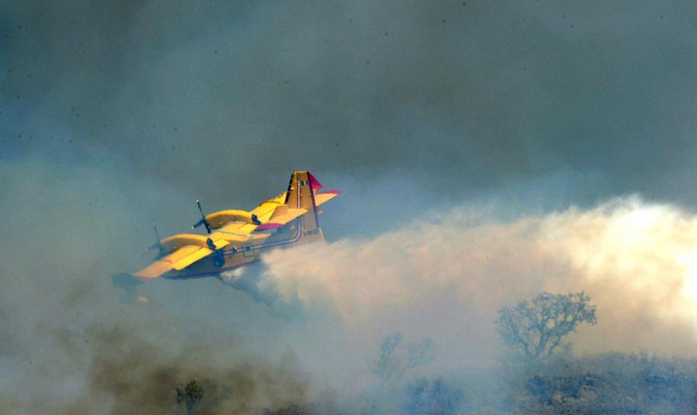 Sa Mendula, un violento incendio devasta la vallata