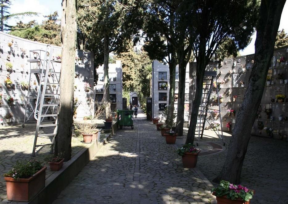 Macomer, i cittadini snobbano il sondaggio sul nuovo cimitero 