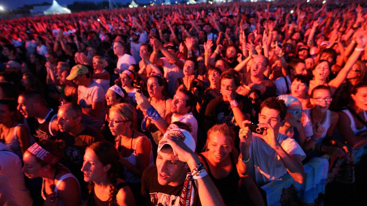 Aspettando Campovolo: vota la tua canzone preferita di Ligabue