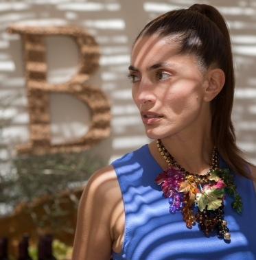 La Bond girl diventa esportatrice sarda di vermentino