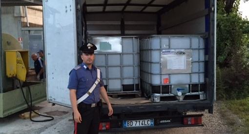Il carburante recuperato in beneficenza all’Auser 