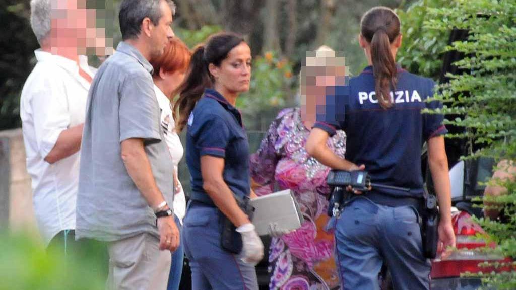 Le perquisizioni della polizia