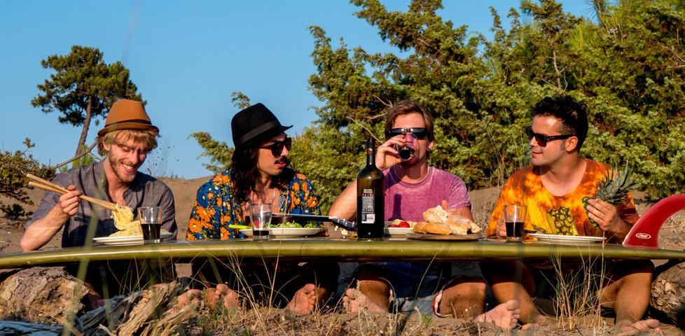 Dupé, la Maremma scalda il palco sulle note di un ukulele 