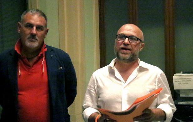 Il sindaco Nogarin col presidente di Aamps Iacomelli