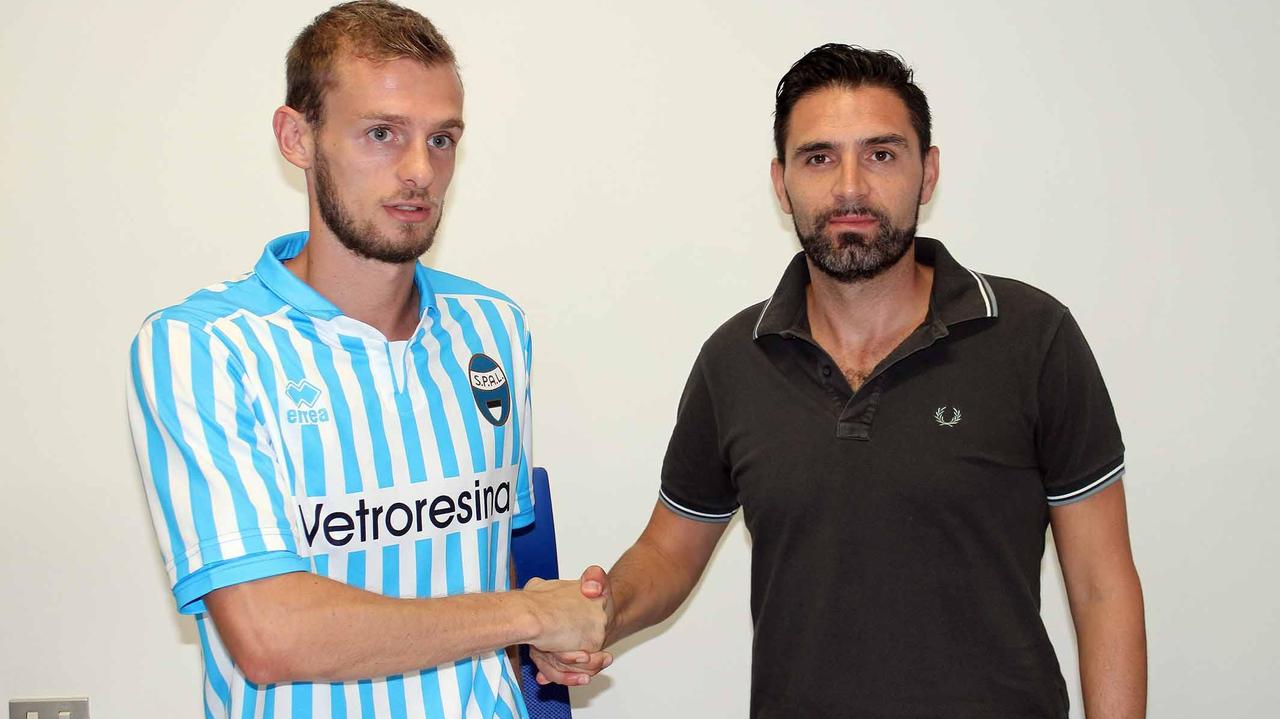 La Spal presenta il "colpo" De Vitis