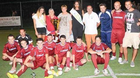 Calcio a 5, l’Asd Amaranto si aggiudica il Memorial Tintori