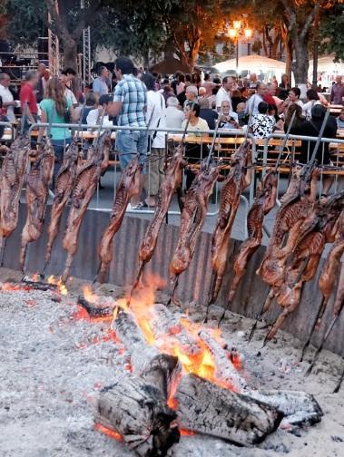 Al via la sagra del porcetto arrosto 