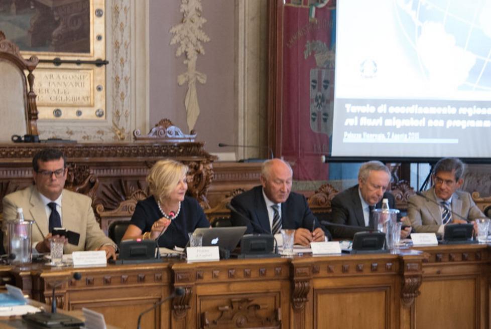Accoglienza profughi, sì ai fondi per i Comuni 