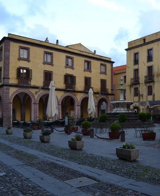 Lite notturna, giovane ferito con una chiave inglese