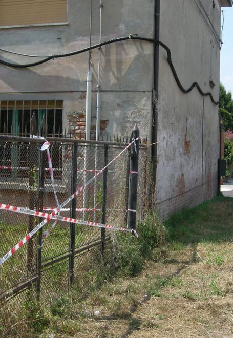 Crollo nell’ex mulino, paura a Consandolo