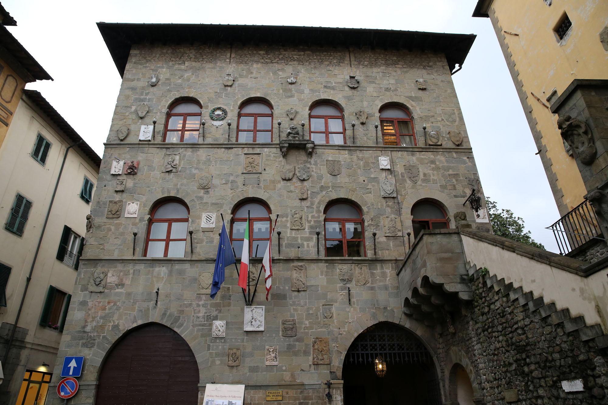 Il palazzo comunale di Pescia