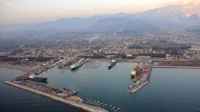 Assindustria: avanti tutta con l’ampliamento del porto