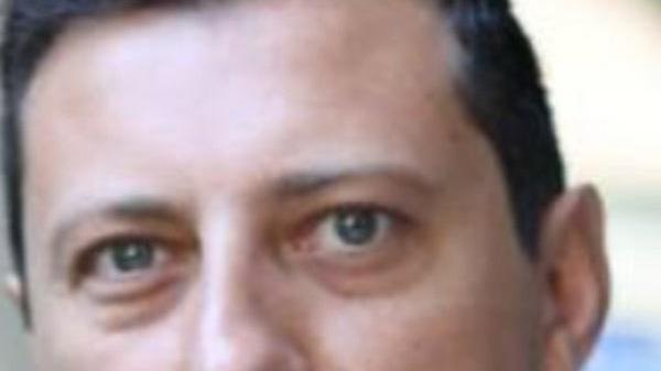 Agente salva un uomo con il primo soccorso