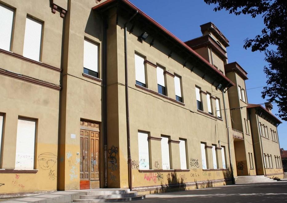 Scuola, il Comune sostiene i genitori «No alle classi pollaio» 