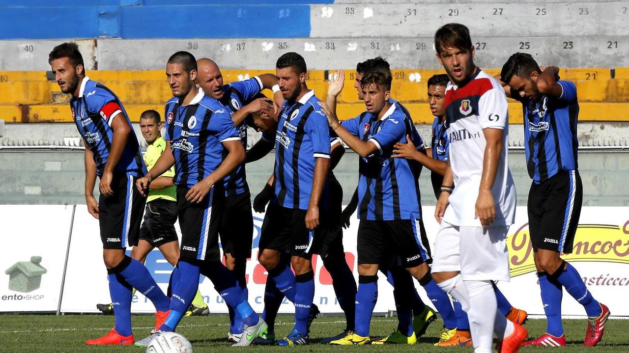 L'esultanza dei nerazzurri dopo un gol: sorrisi in arrivo anche sul fronte societario (Muzzi)