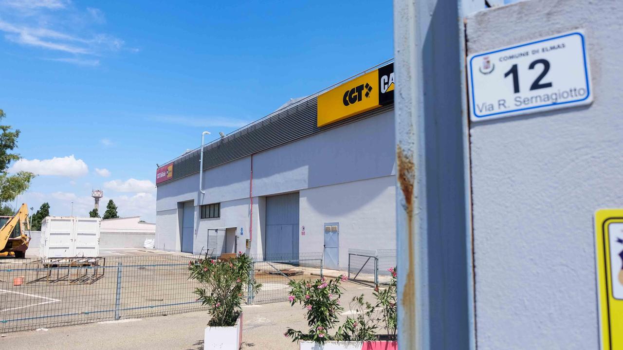L'azienda da cui è stata rubata nella notte la cassaforte da quattro quintali (foto Mario Rosas)