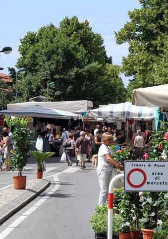 Confesercenti attacca «Il mercato deve restare in viale Roma» 