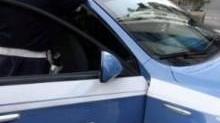Blitz dei ladri furto al bar del mercato