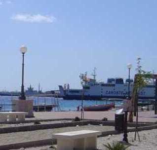 Giallo scuote Messina Ritrovato in spiaggia il corpo di una 17enne 