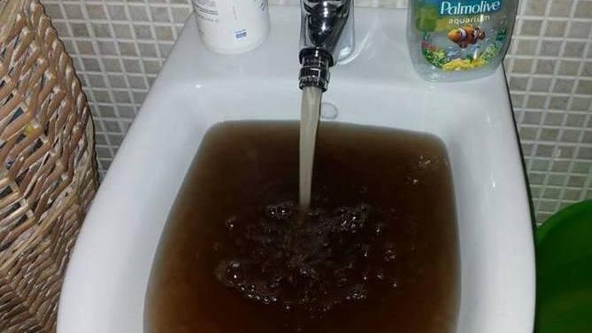 Acqua torbida, interviene il sindaco