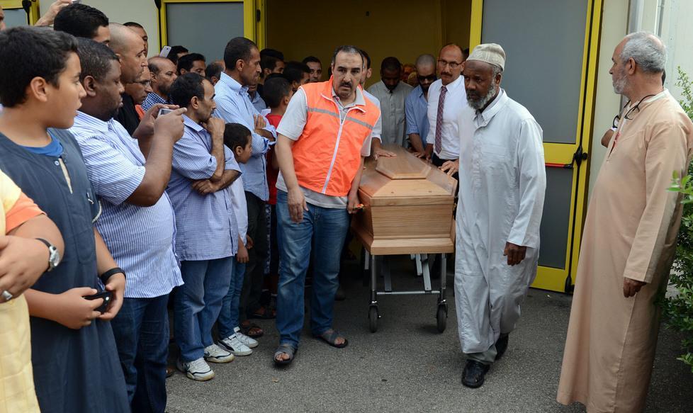 I feretri a Casablanca, Khaoula è stabile