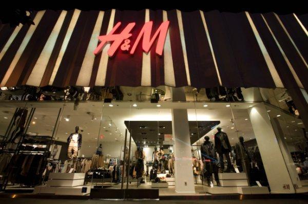 Uno dei mega store del colosso svedese della moda teen
