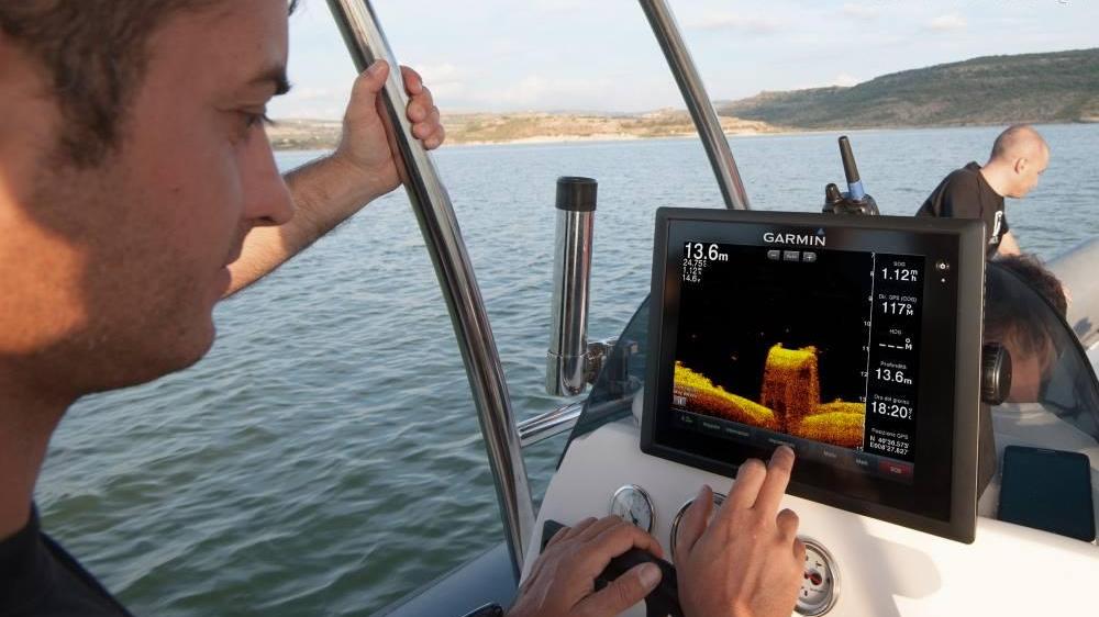 Uri, sul lago Cuga a "pesca" di nuraghi sommersi