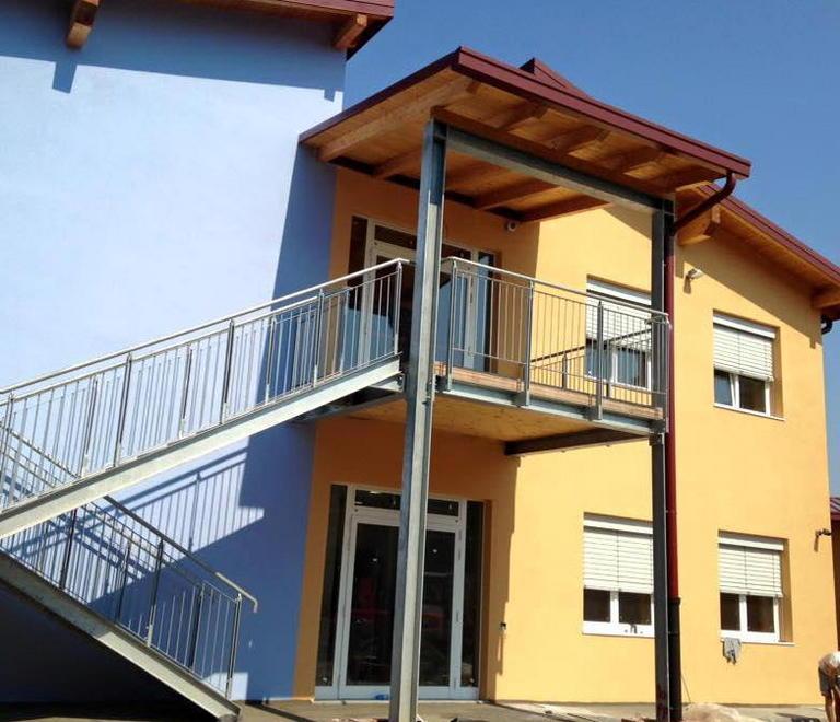 Fu rovinata dal sisma, ora riapre la scuola di San Leonardo