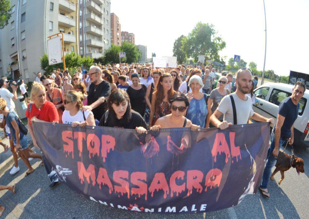 Il corteo per Snoopy 
