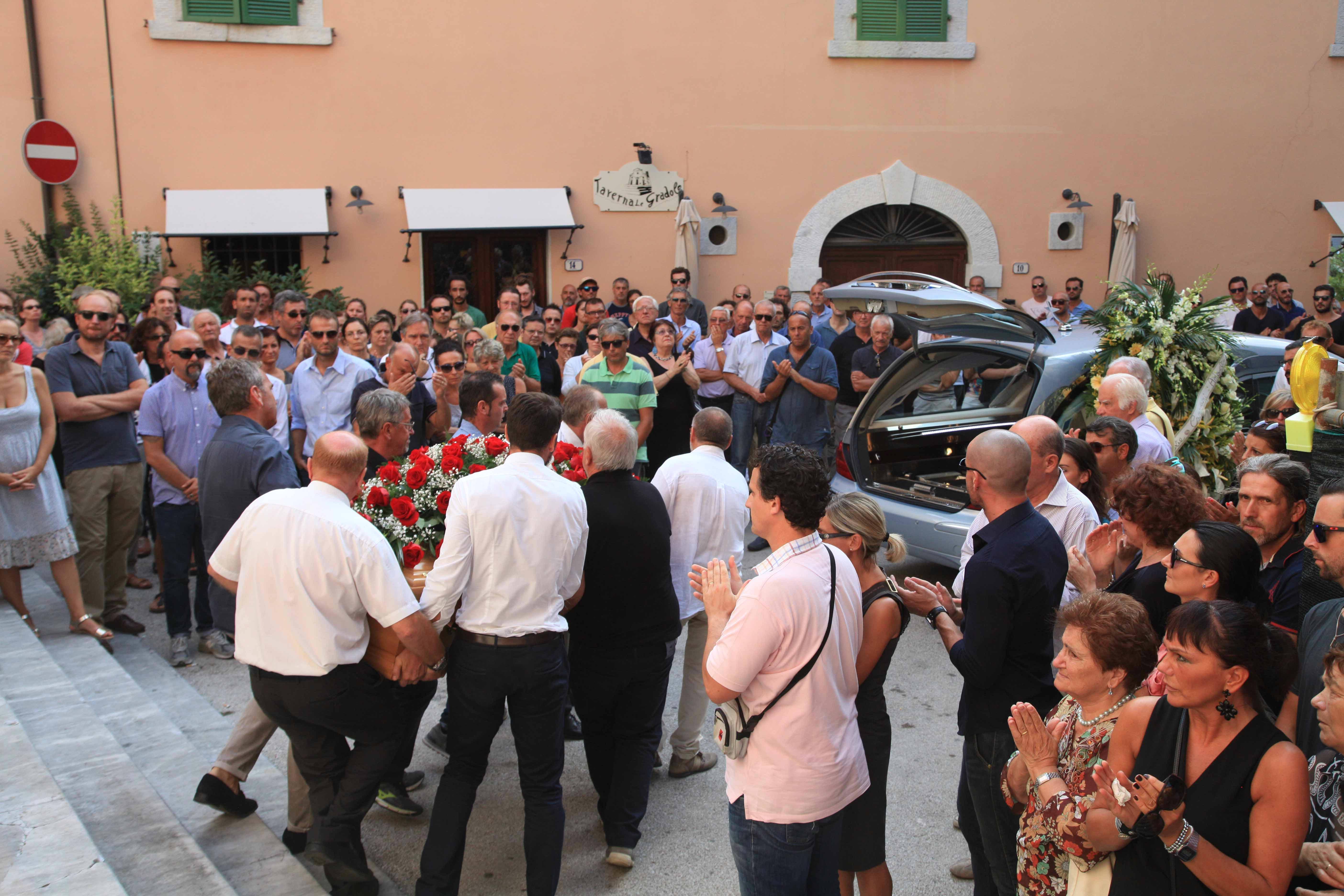 I funerali di Andrea Tonacci