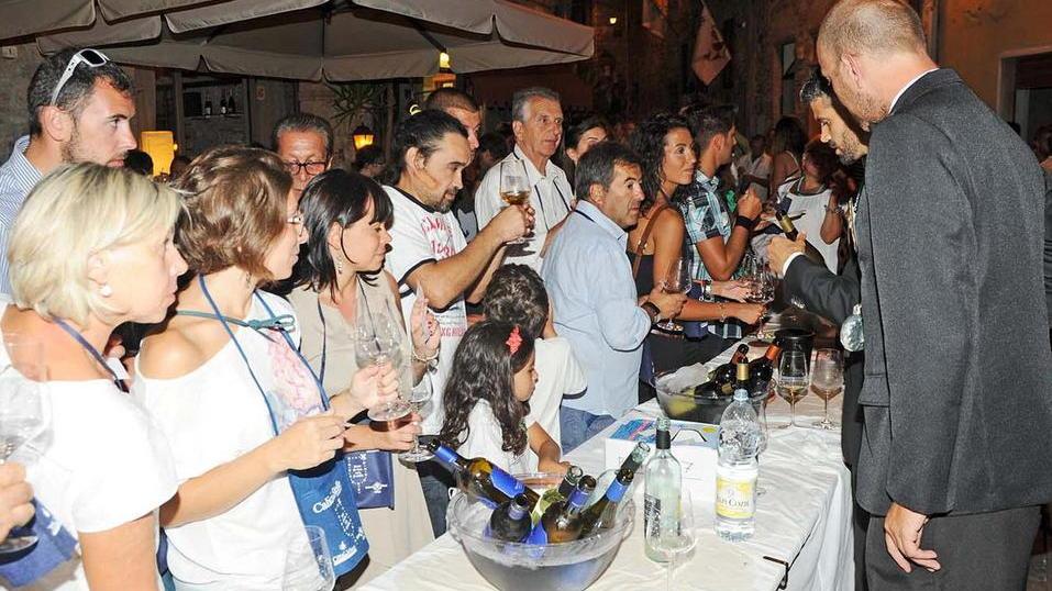 Migliaia a Suvereto per Calici di stelle