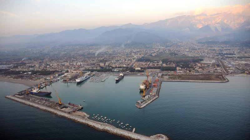 Anche Massa dice no all'ampliamento del porto