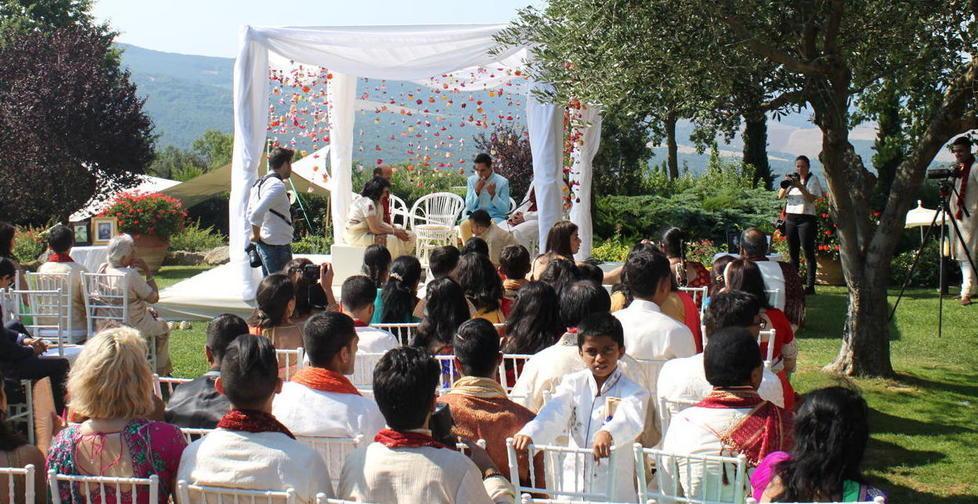 Un matrimonio di tre giorni Indiani stregati dalla Valdelsa 
