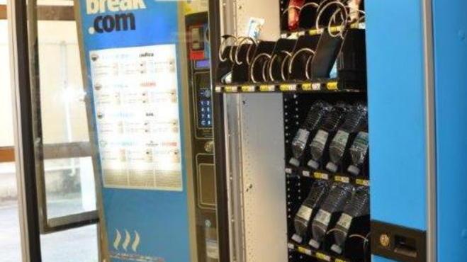 Inseguito e fermato scassinatore seriale di macchinette